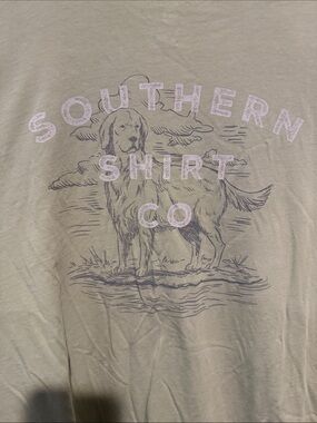 The Southern Shirt Company Short Sleeve Pocket Tee in Sage